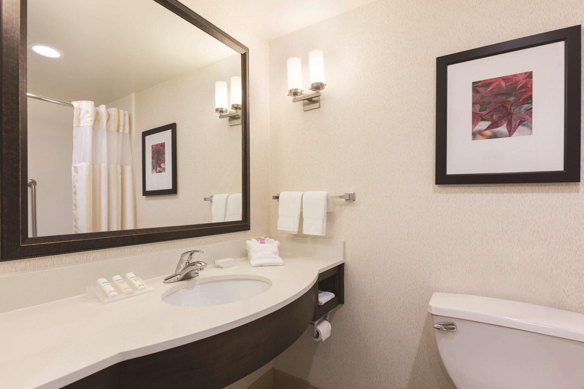 Hilton Garden Inn Wallingford/Meriden Eksteriør billede