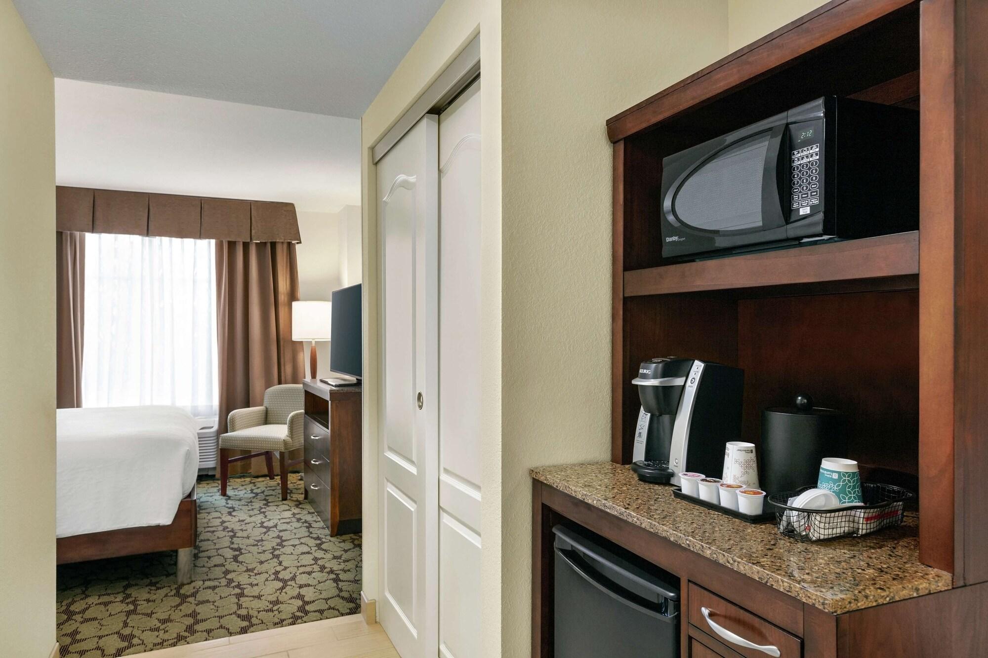 Hilton Garden Inn Wallingford/Meriden Eksteriør billede